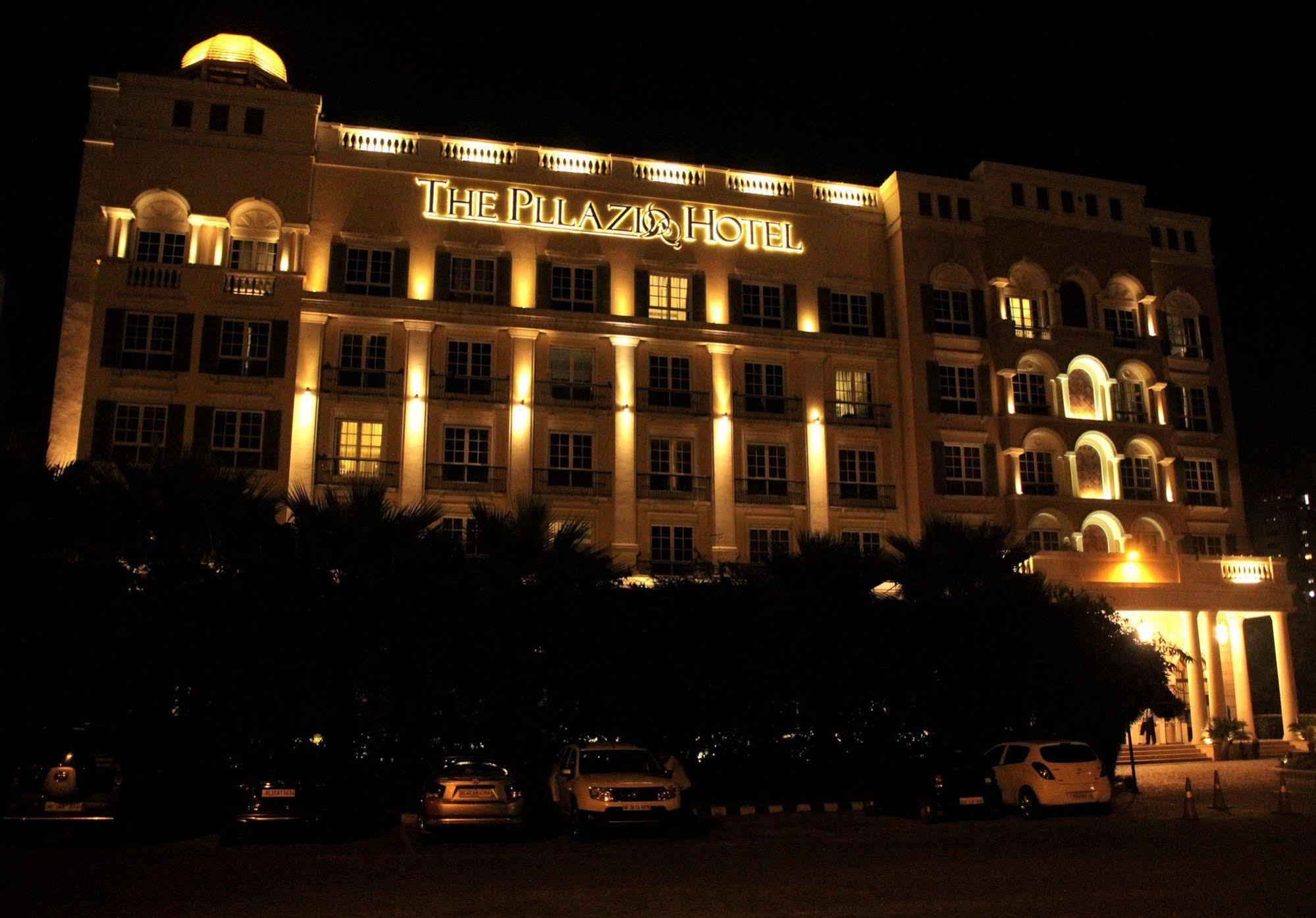 The Pllazio Hotel Gurgaon Eksteriør billede