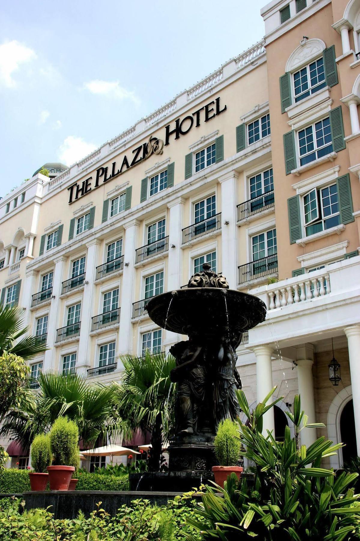 The Pllazio Hotel Gurgaon Eksteriør billede